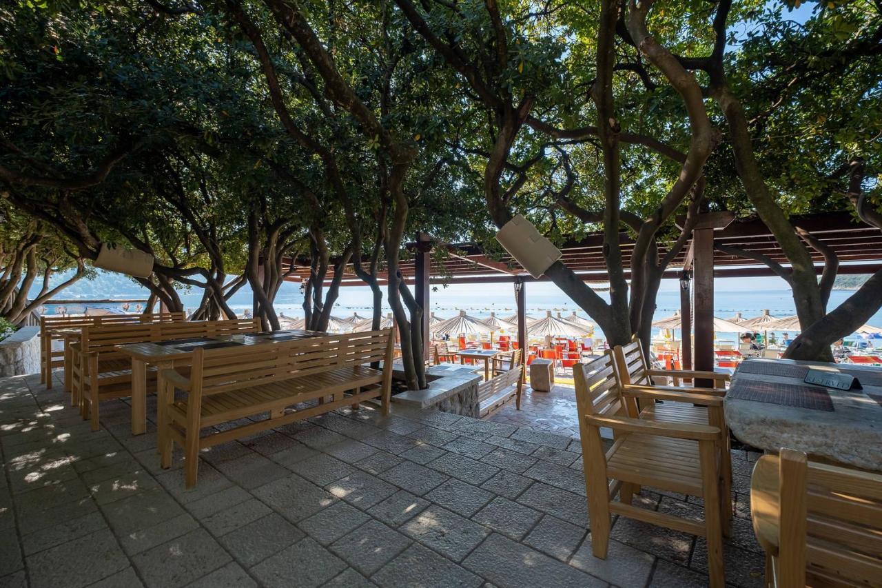 Poseidon The Beach Hotel Budva Luaran gambar