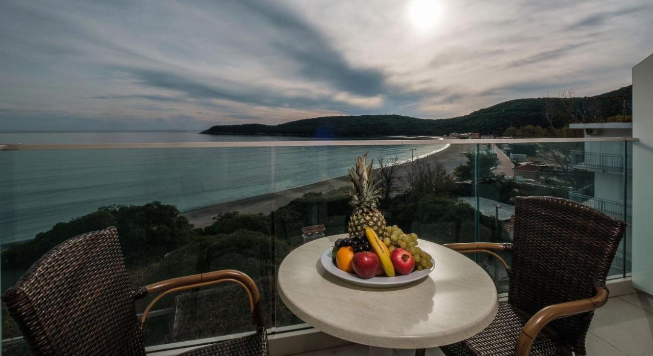 Poseidon The Beach Hotel Budva Luaran gambar