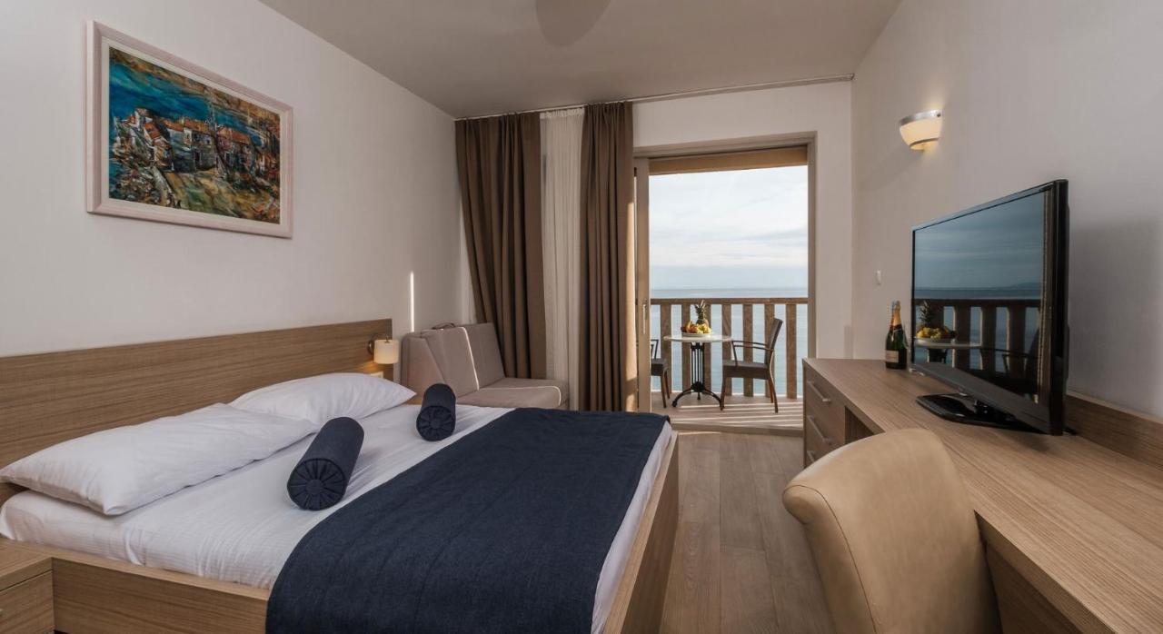 Poseidon The Beach Hotel Budva Luaran gambar